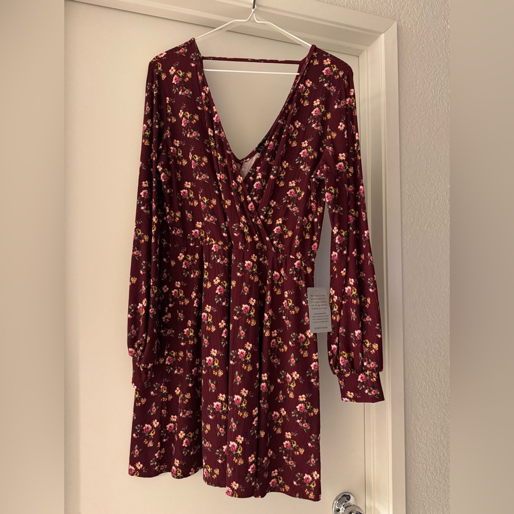 Chic Burgundy Floral Long Sleeve Dress